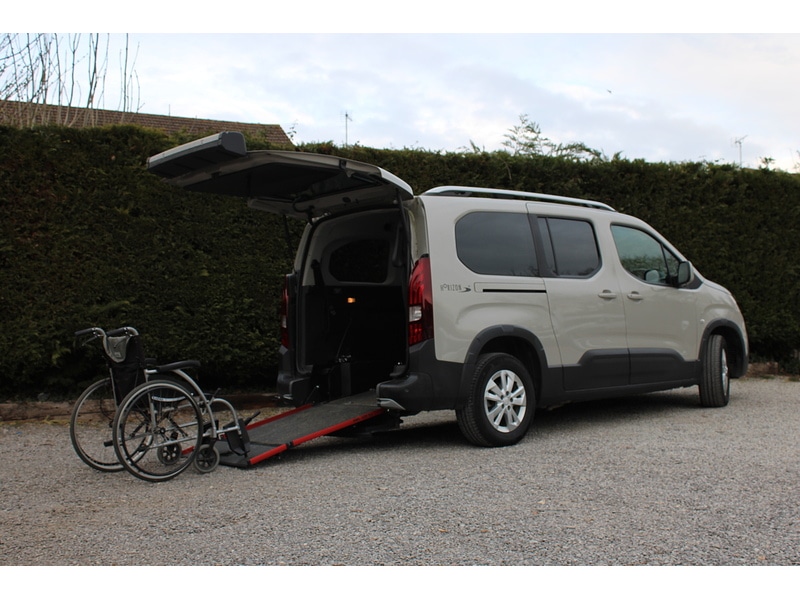 Used Peugeot Rifter 2020 for sale - 76655494: Photo 3