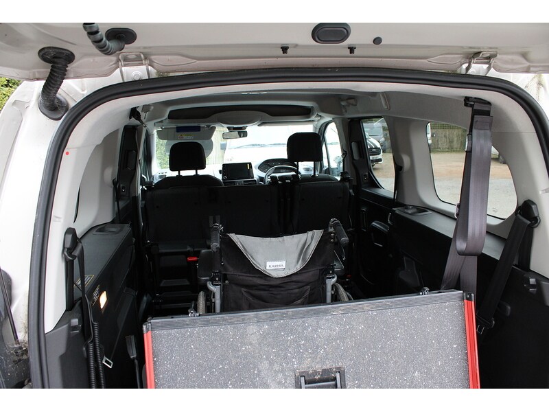 Used Peugeot Rifter 2020 for sale - 76655494: Photo 30