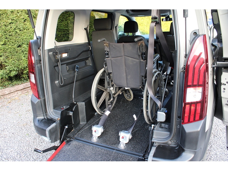 Used Peugeot Rifter 2020 for sale - 77465256: Photo 17