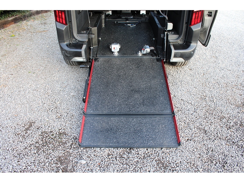 Used Peugeot Rifter 2020 for sale - 77465256: Photo 31