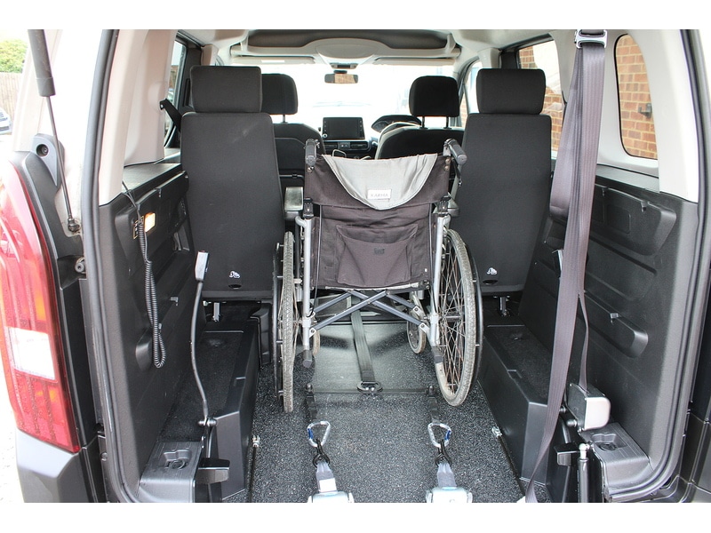 Used Peugeot Rifter 2020 for sale - 77465256: Photo 38