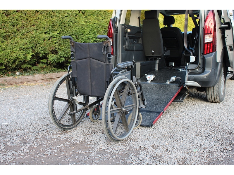 Used Peugeot Rifter 2020 for sale - 77465256: Photo 4