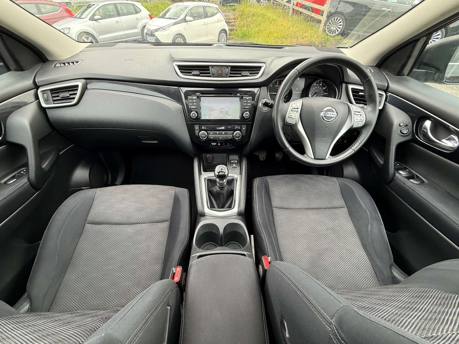 Used Nissan Qashqai 2014 for sale - 76882888: Photo 30