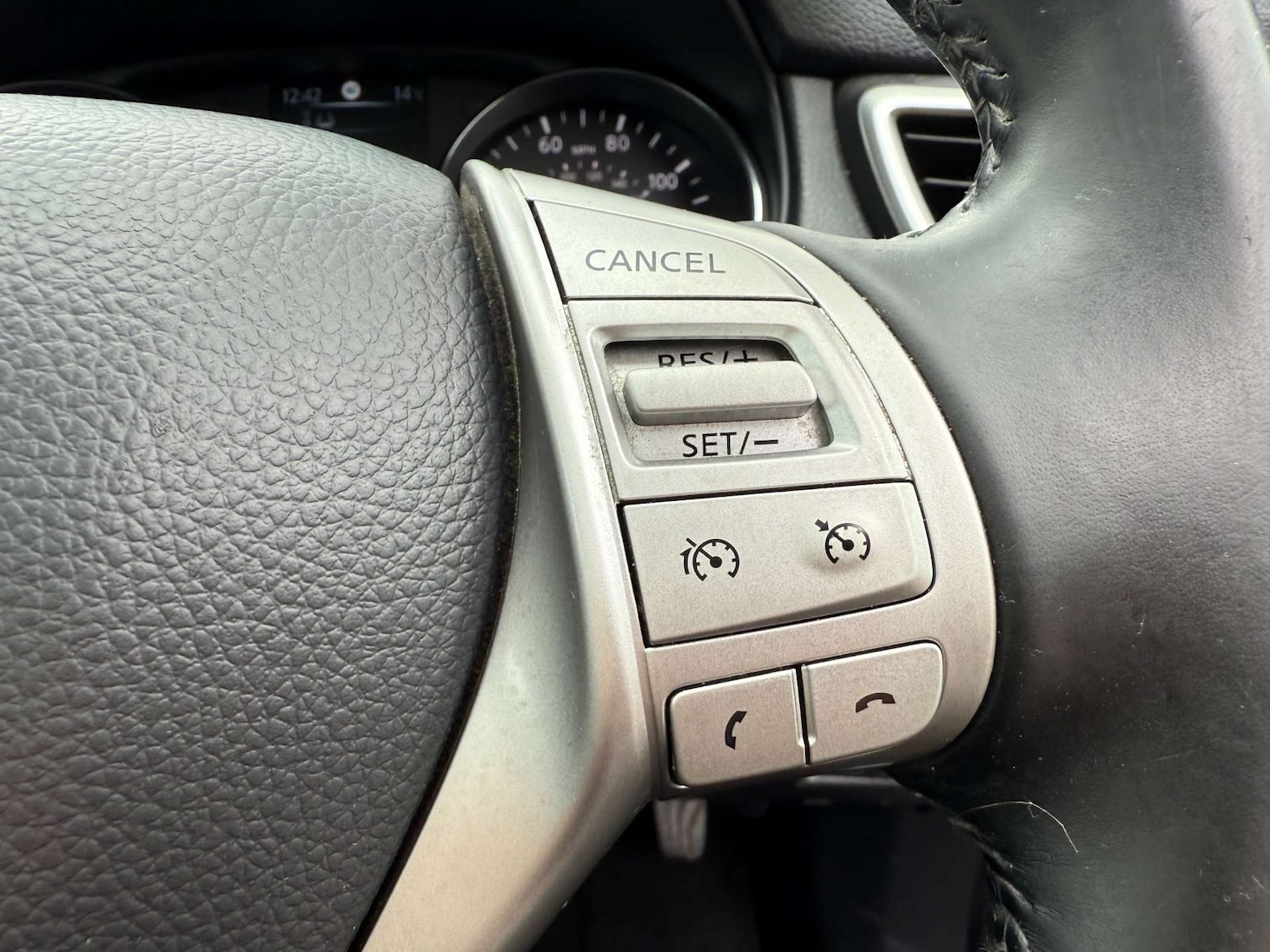 Used Nissan Qashqai 2014 for sale - 76882888: Photo 37