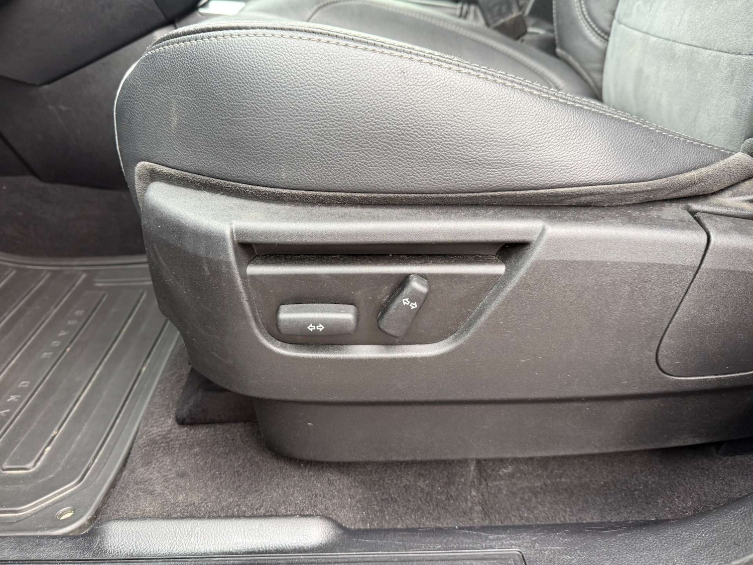 Used Land Rover Freelander 2012 for sale - 77720490: Photo 24