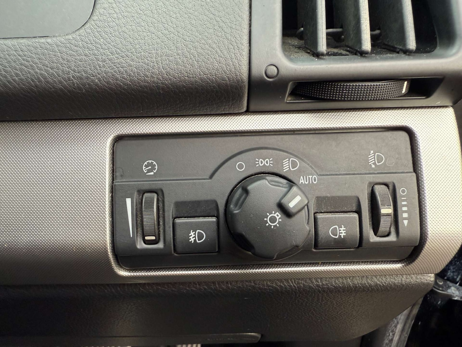 Used Land Rover Freelander 2012 for sale - 77720490: Photo 60