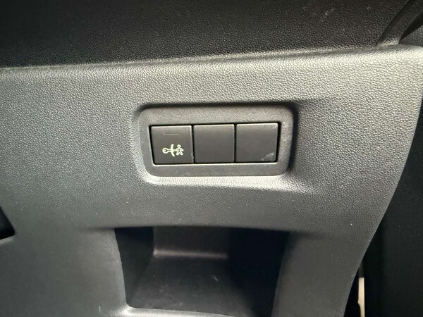 Used Citroen C3 2012 for sale - 75997739: Photo 41