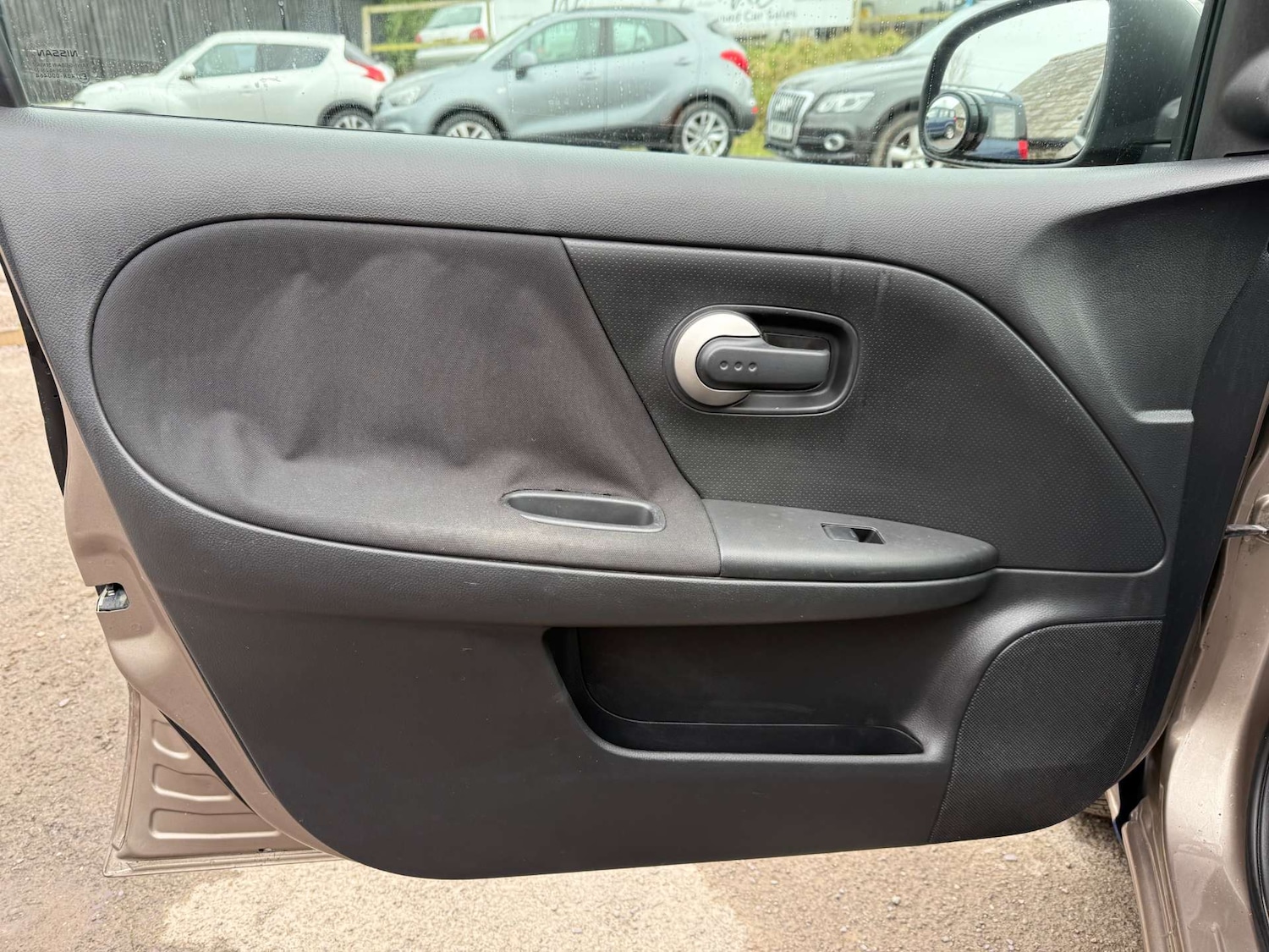 Used Nissan Note 2009 for sale - 77718968: Photo 20