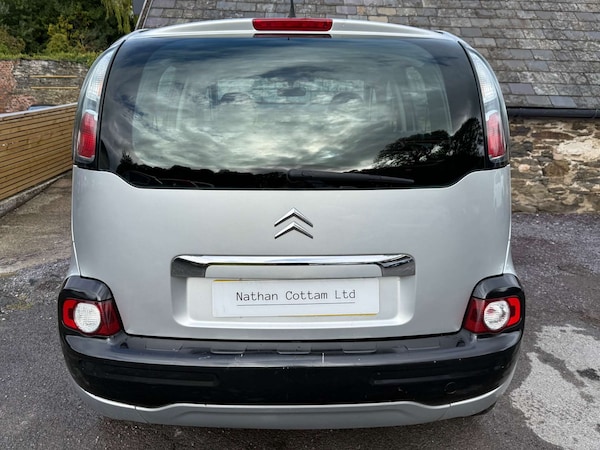 Used Citroen C3 Picasso 2010 for sale - 76278342: Photo 11