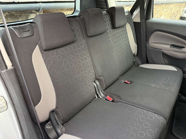 Used Citroen C3 Picasso 2010 for sale - 76278342: Photo 17