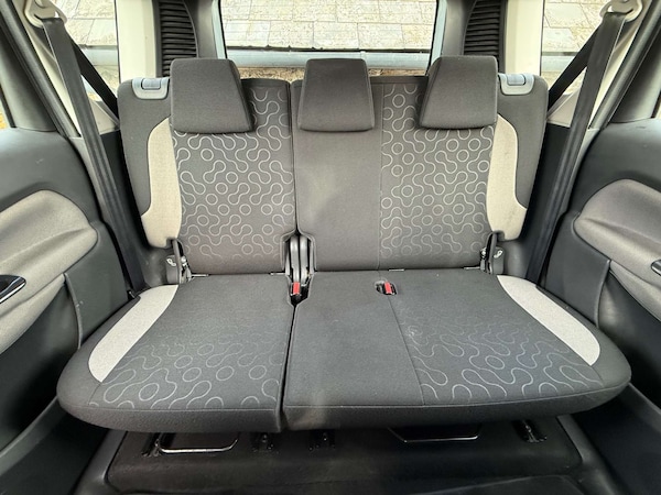 Used Citroen C3 Picasso 2010 for sale - 76278342: Photo 27
