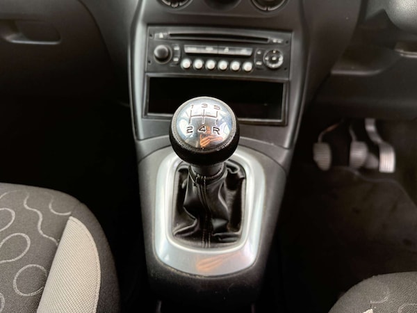 Used Citroen C3 Picasso 2010 for sale - 76278342: Photo 43