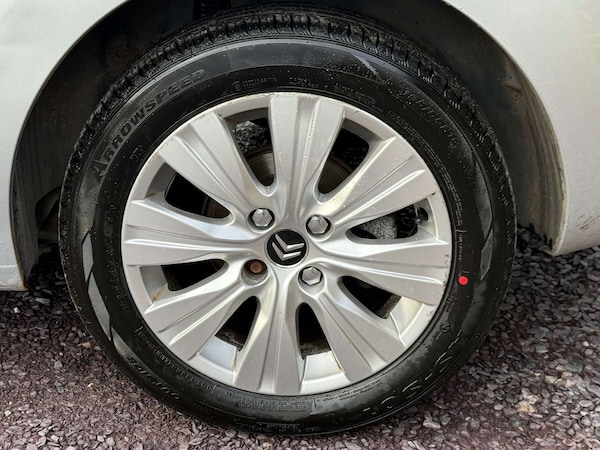 Used Citroen C3 Picasso 2010 for sale - 76278342: Photo 52