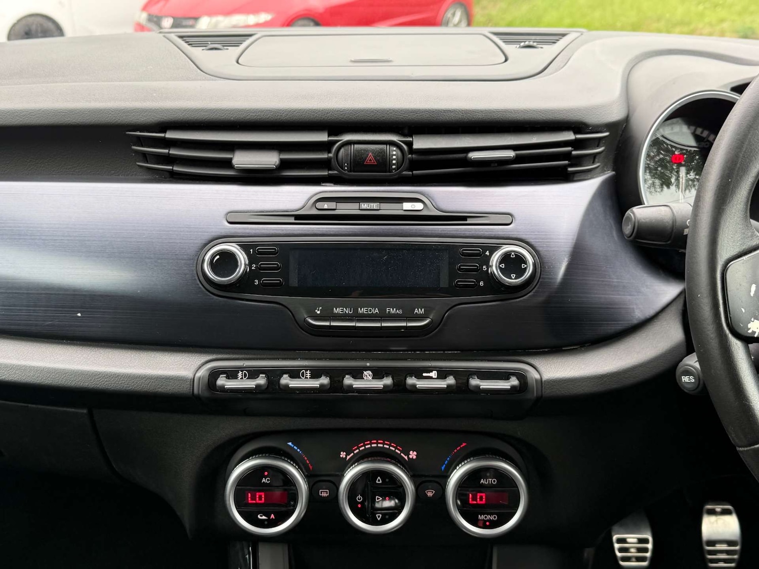 Used Alfa Romeo Giulietta 2012 for sale - 76363777: Photo 40