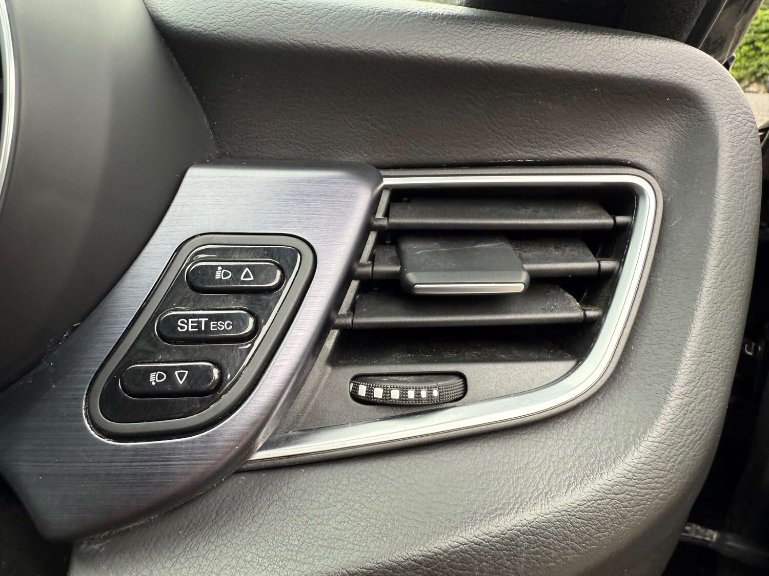 Used Alfa Romeo Giulietta 2012 for sale - 76363777: Photo 51