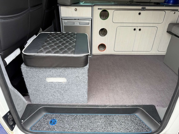 Used Volkswagen Transporter 2012 for sale - 76278315: Photo 51