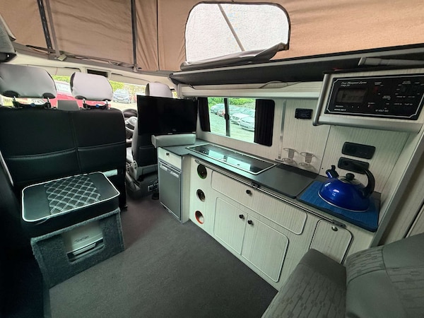 Used Volkswagen Transporter 2012 for sale - 76278315: Photo 62