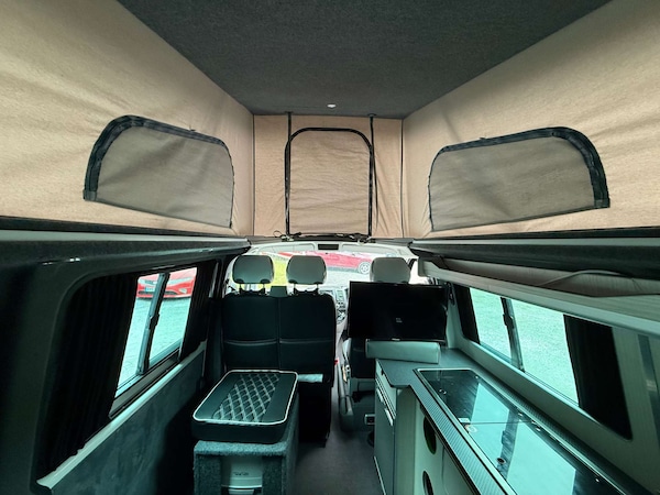 Used Volkswagen Transporter 2012 for sale - 76278315: Photo 64