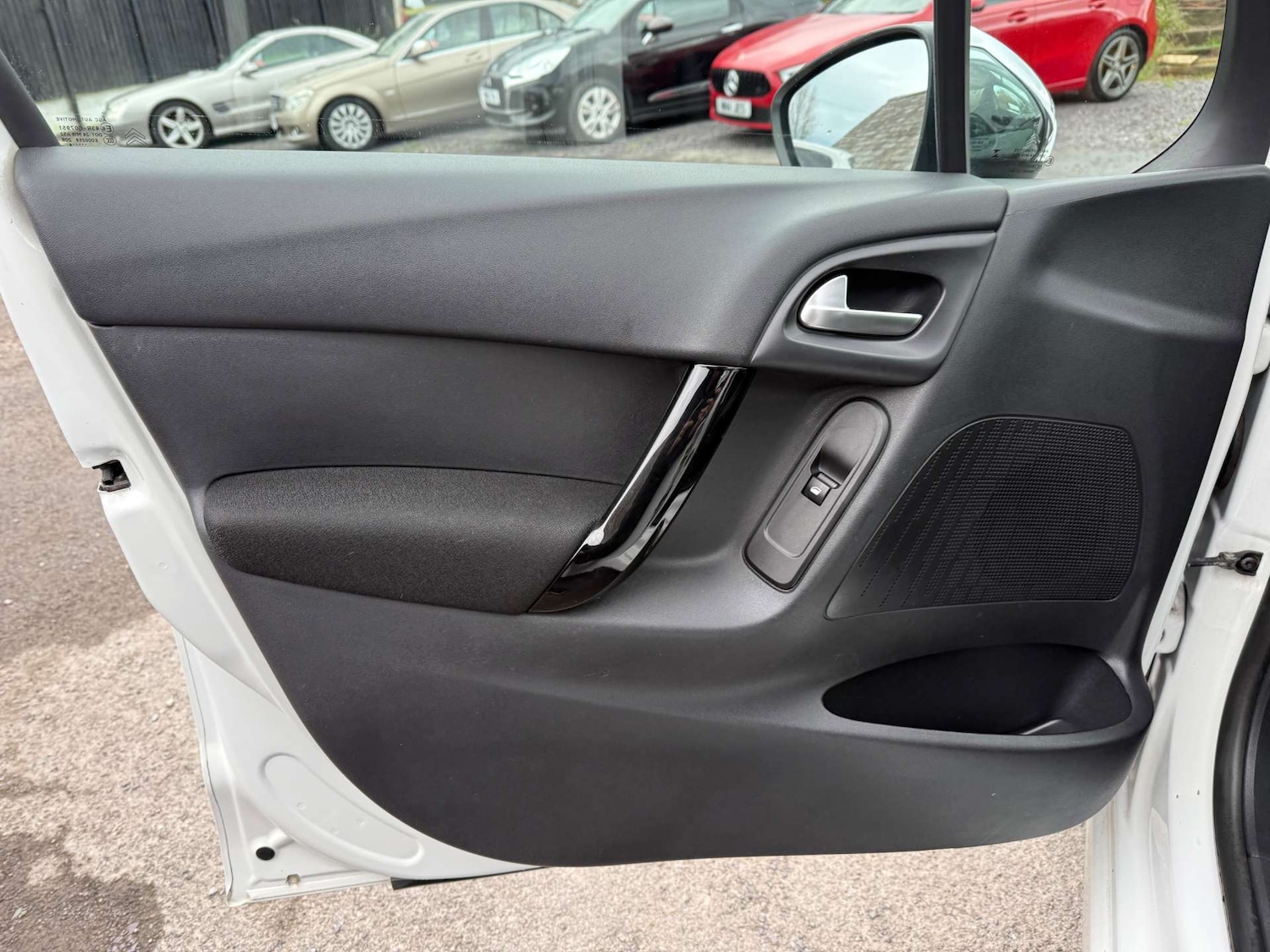 Used Citroen C3 2014 for sale - 76884345: Photo 23