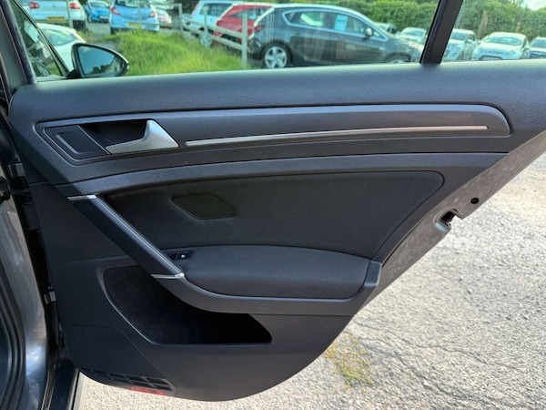 Used Volkswagen Golf 2018 for sale - 76278346: Photo 19