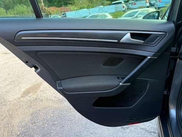 Used Volkswagen Golf 2018 for sale - 76278346: Photo 27