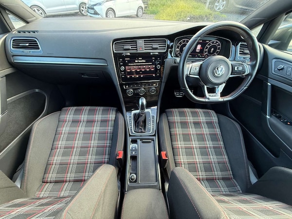 Used Volkswagen Golf 2018 for sale - 76278346: Photo 31