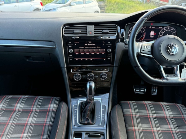 Used Volkswagen Golf 2018 for sale - 76278346: Photo 45