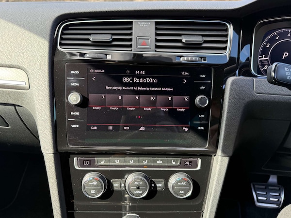 Used Volkswagen Golf 2018 for sale - 76278346: Photo 47