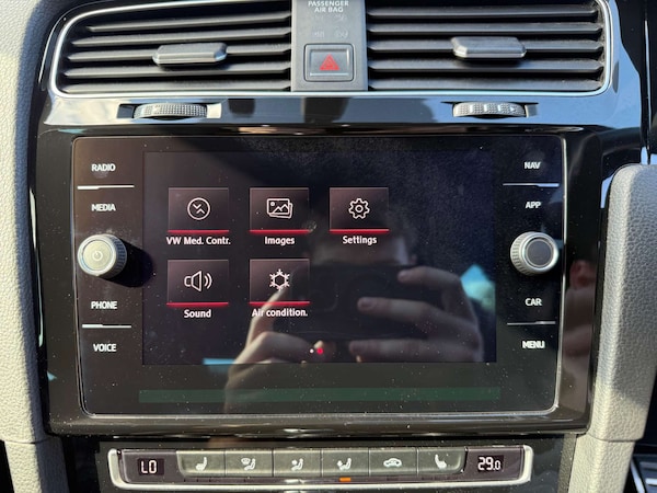 Used Volkswagen Golf 2018 for sale - 76278346: Photo 53