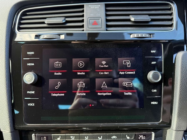 Used Volkswagen Golf 2018 for sale - 76278346: Photo 54