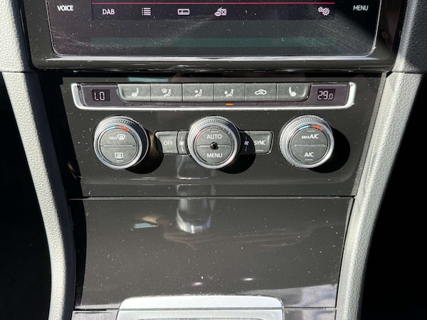 Used Volkswagen Golf 2018 for sale - 76278346: Photo 57