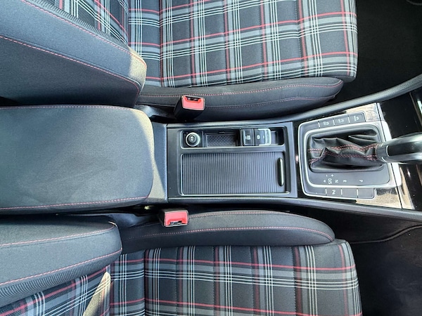 Used Volkswagen Golf 2018 for sale - 76278346: Photo 68