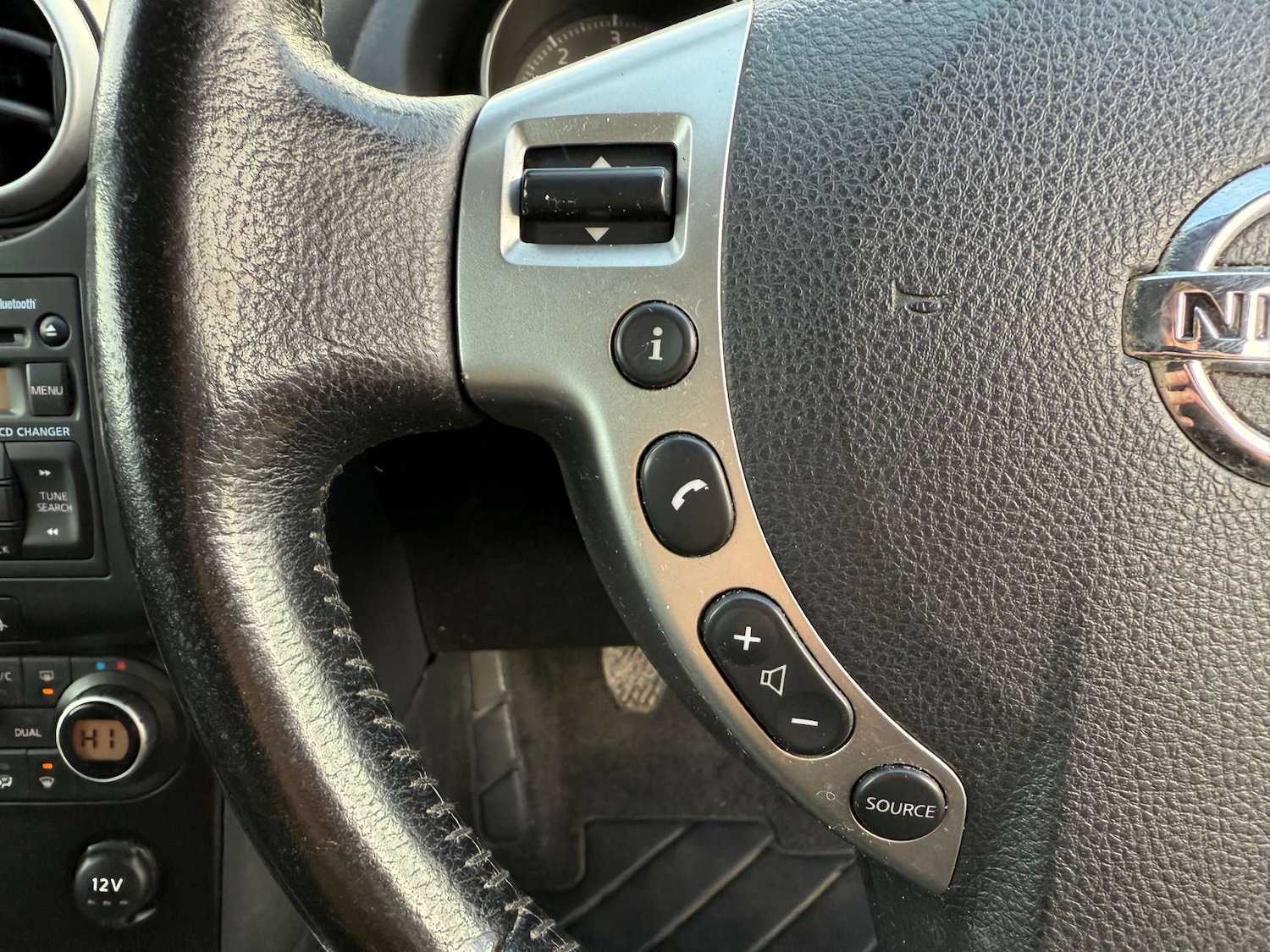 Used Nissan Qashqai 2009 for sale - 77718964: Photo 35