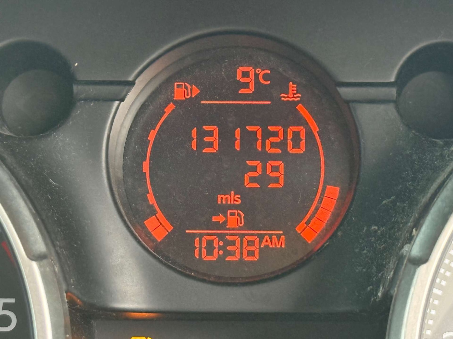 Used Nissan Qashqai 2009 for sale - 77718964: Photo 38