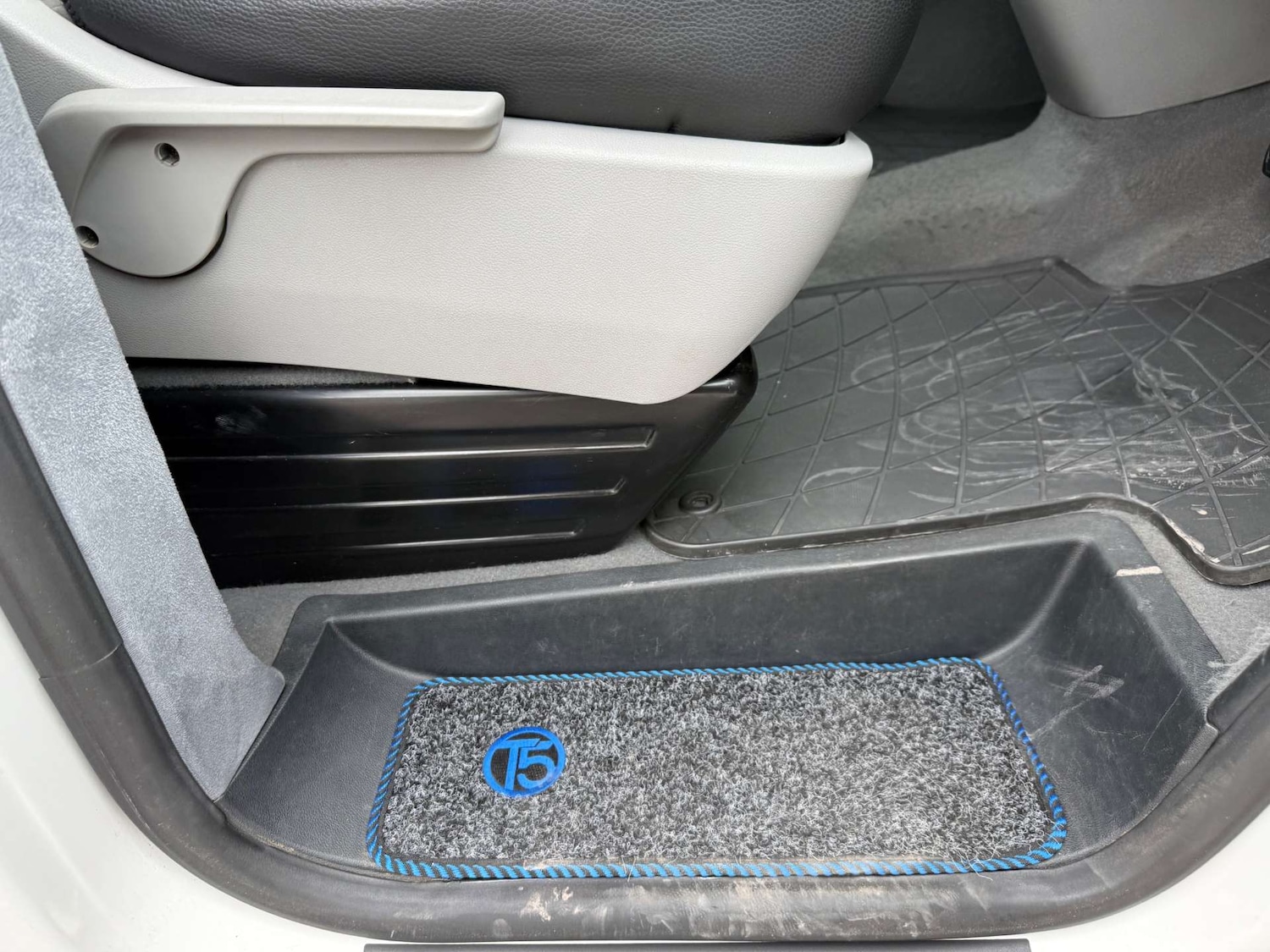 Used Volkswagen Transporter 2012 for sale - 76601313: Photo 17