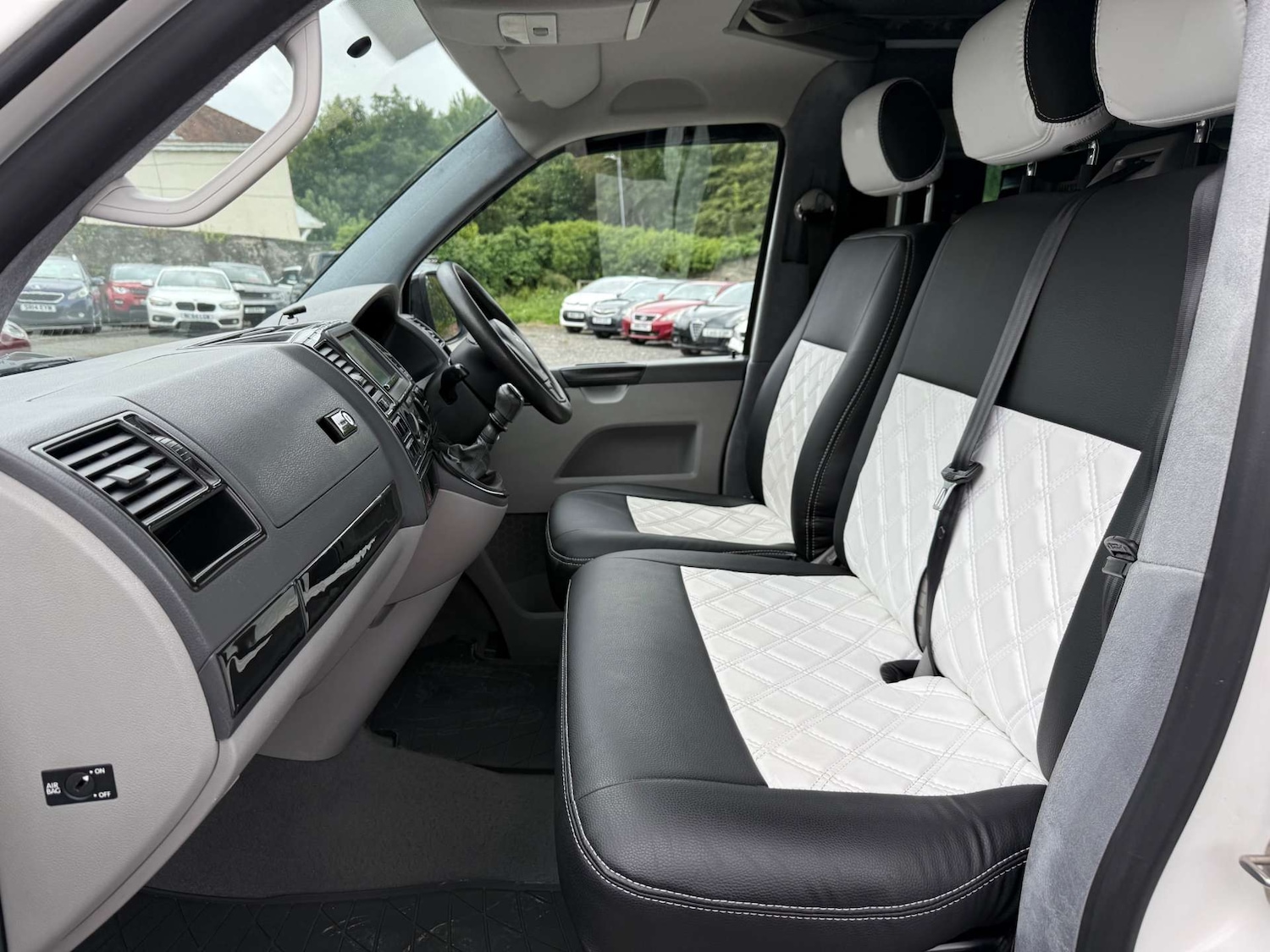 Used Volkswagen Transporter 2012 for sale - 76601313: Photo 21