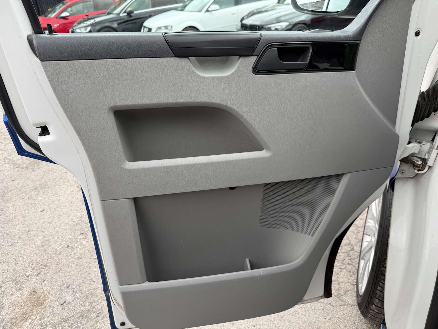 Used Volkswagen Transporter 2012 for sale - 76601313: Photo 23