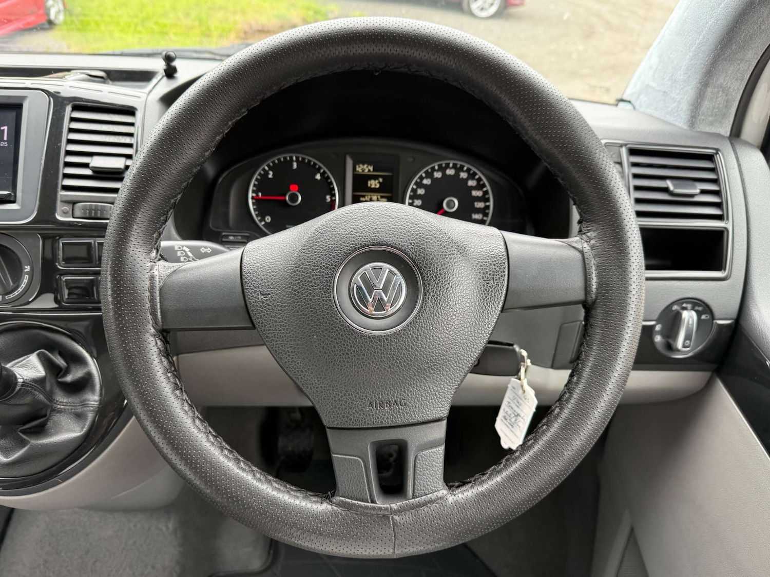 Used Volkswagen Transporter 2012 for sale - 76601313: Photo 28