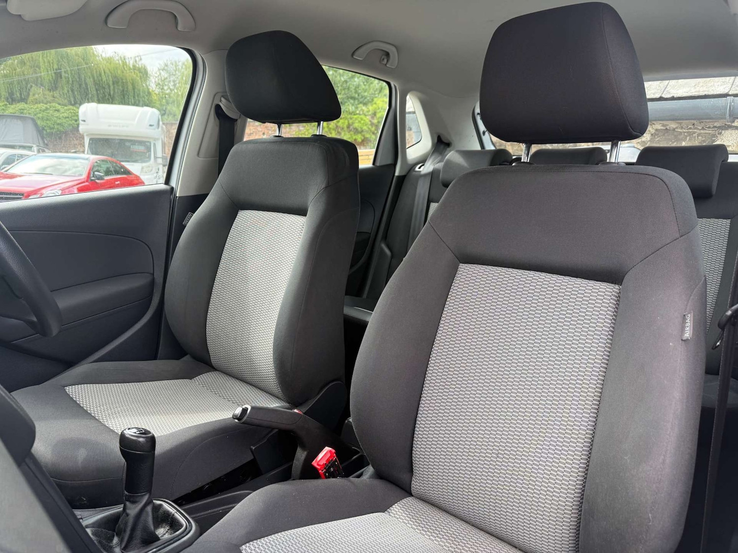Used Volkswagen Polo 2010 for sale - 76363692: Photo 21