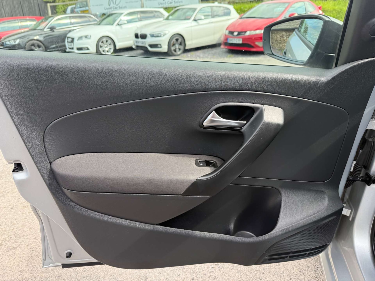 Used Volkswagen Polo 2010 for sale - 76363692: Photo 23