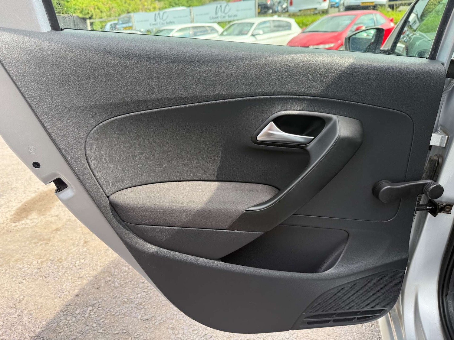 Used Volkswagen Polo 2010 for sale - 76363692: Photo 27