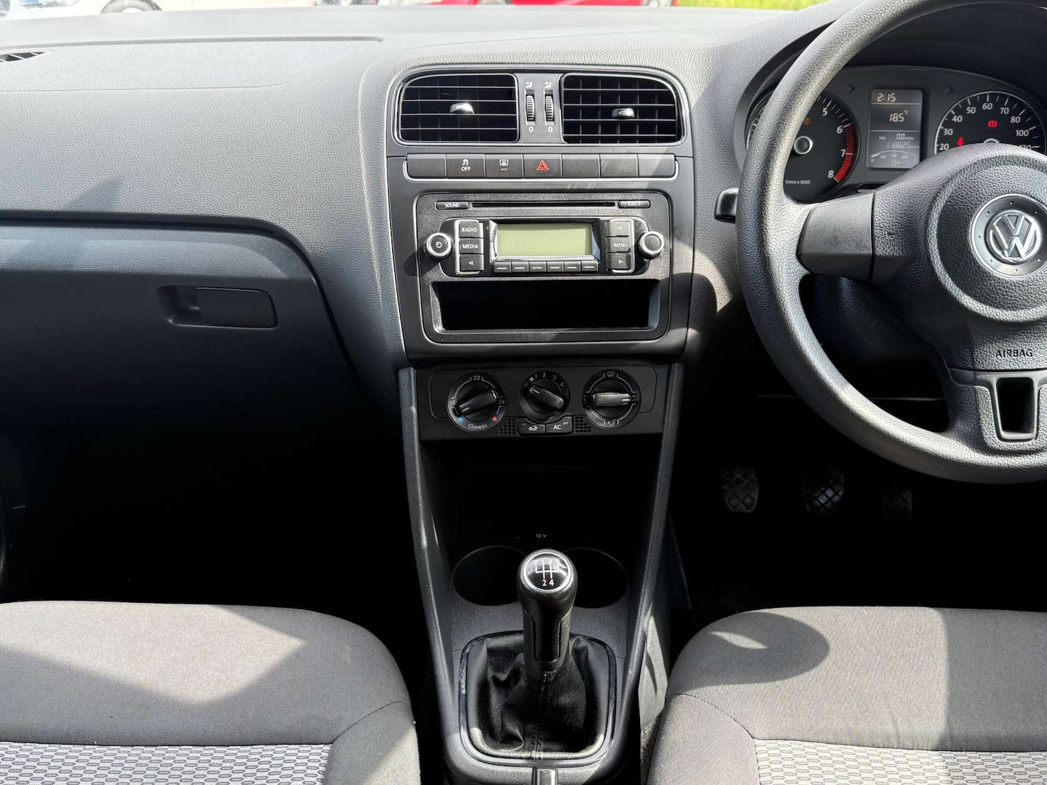 Used Volkswagen Polo 2010 for sale - 76363692: Photo 36