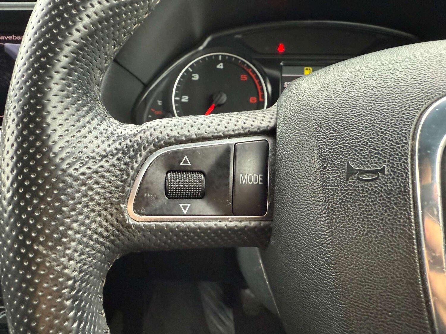 Used Audi Q5 2012 for sale - 76274219: Photo 39