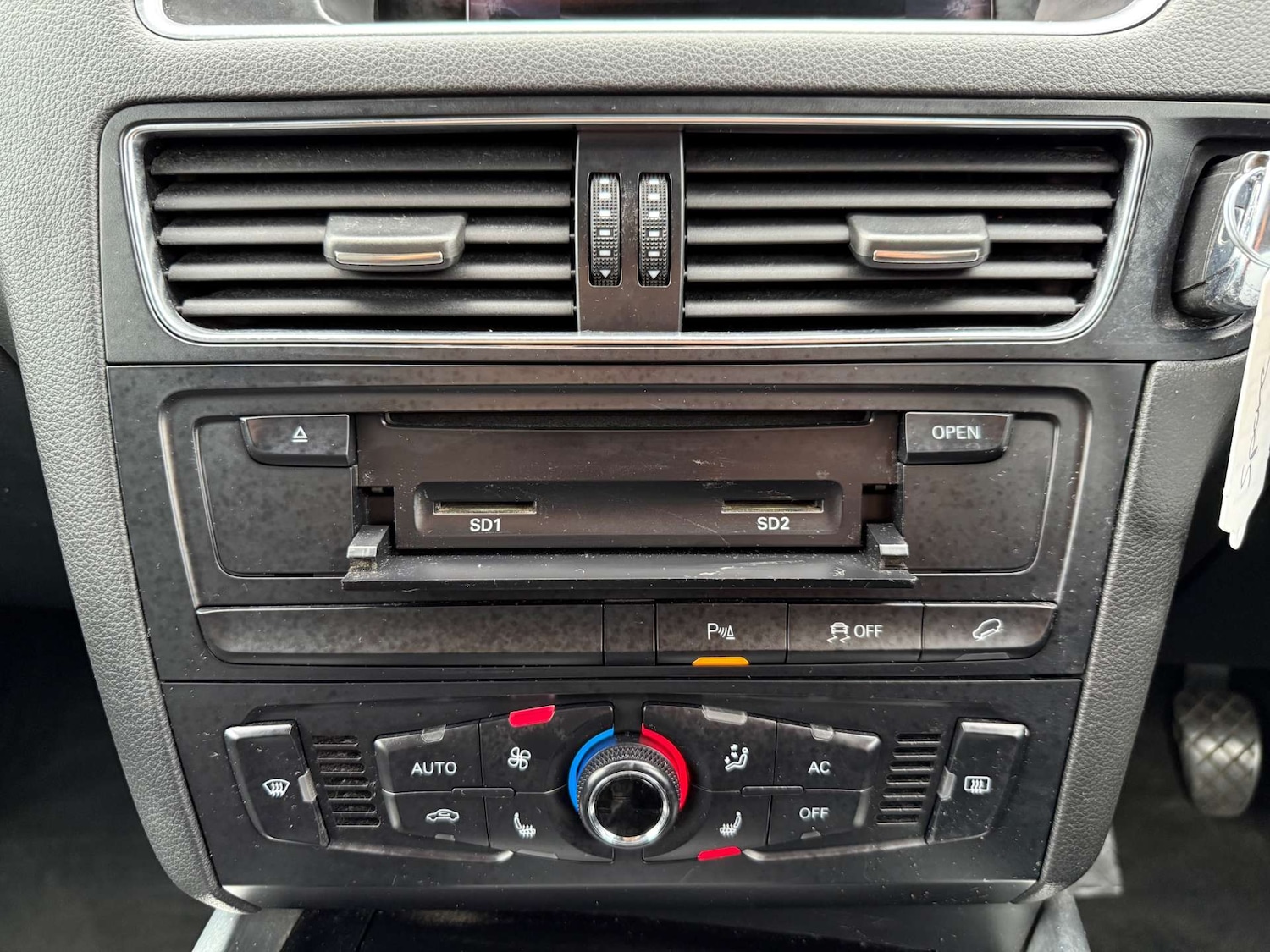 Used Audi Q5 2012 for sale - 76274219: Photo 53