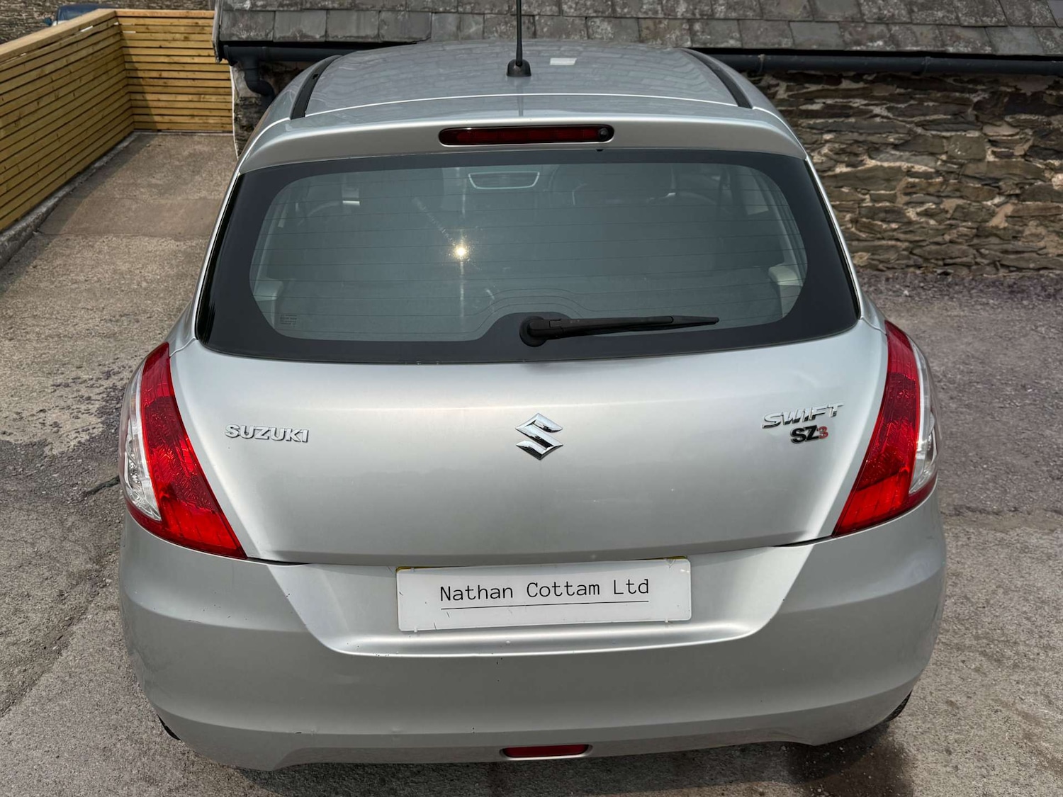Used Suzuki Swift 2011 for sale - 76363703: Photo 14