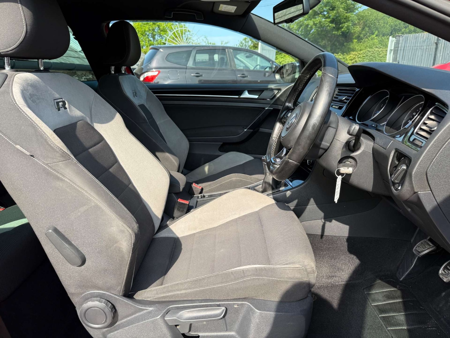 Used Volkswagen Golf 2014 for sale - 76363831: Photo 19