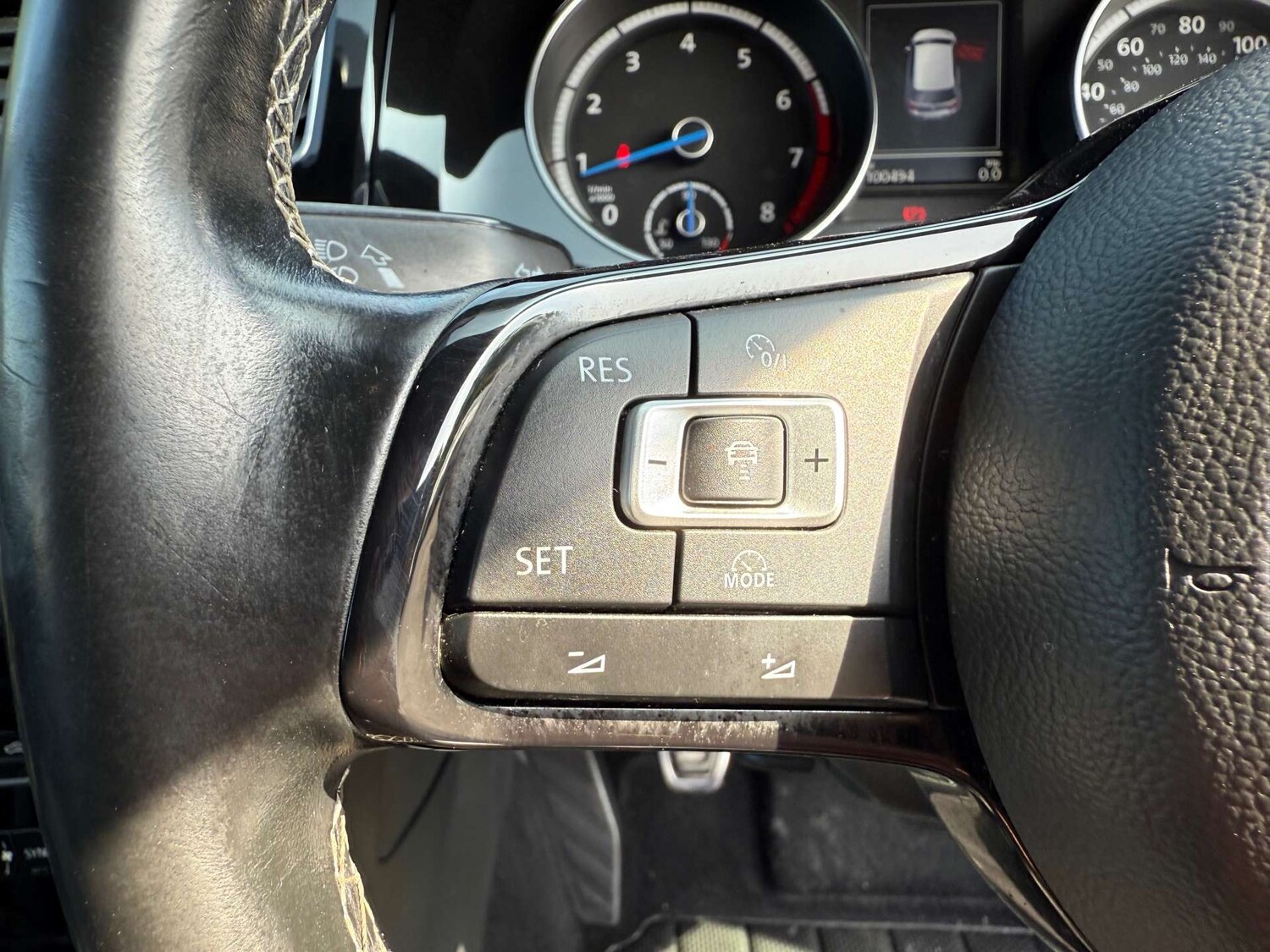 Used Volkswagen Golf 2014 for sale - 76363831: Photo 36