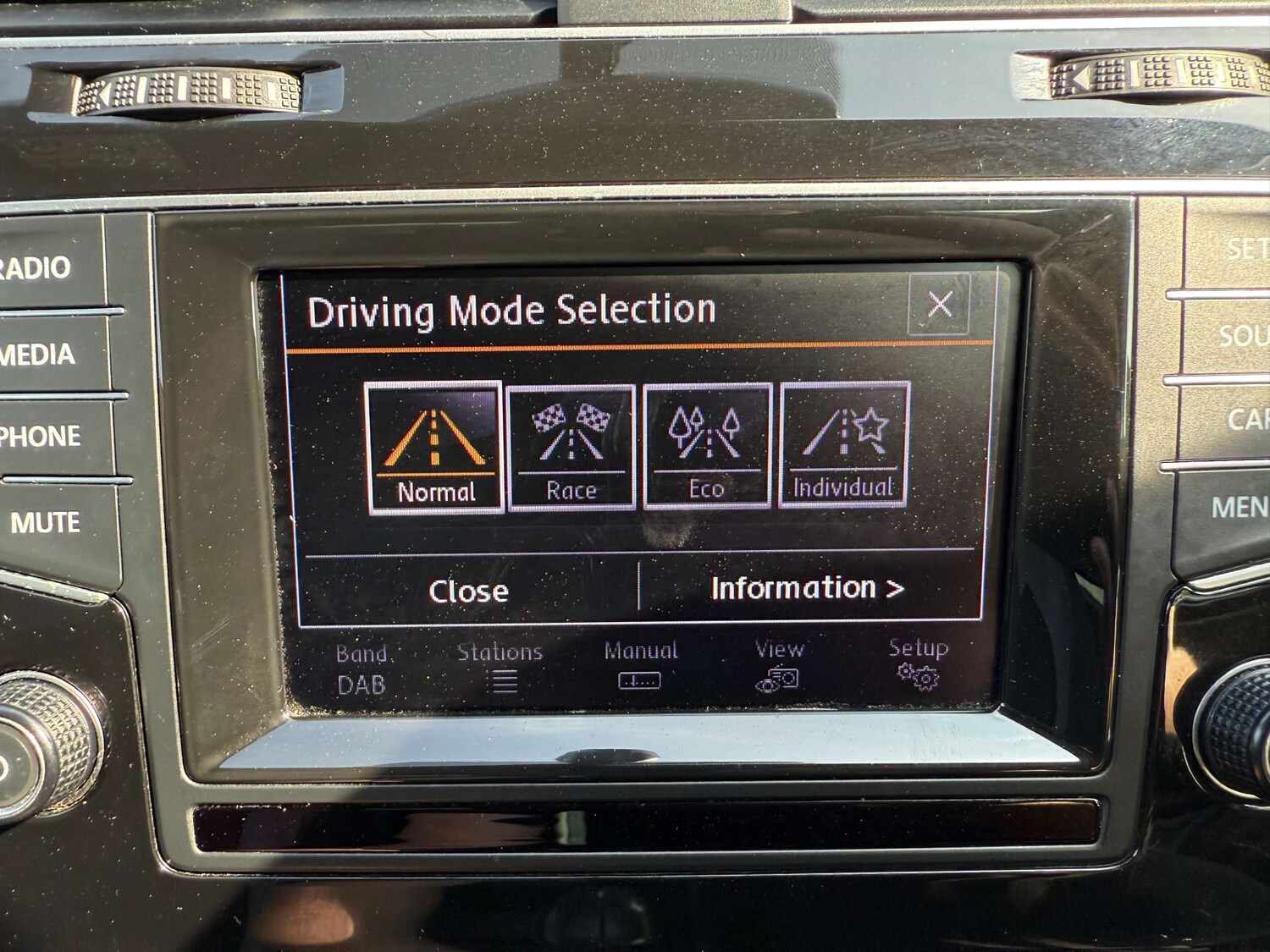 Used Volkswagen Golf 2014 for sale - 76363831: Photo 49