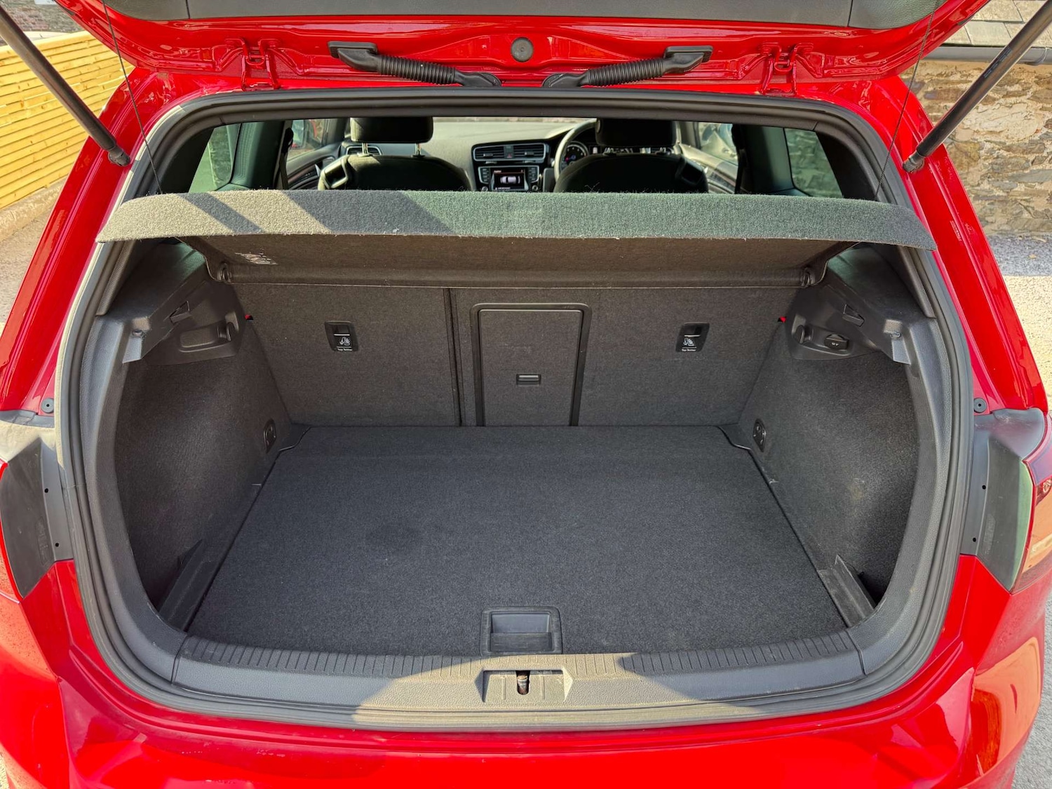 Used Volkswagen Golf 2014 for sale - 76363831: Photo 65