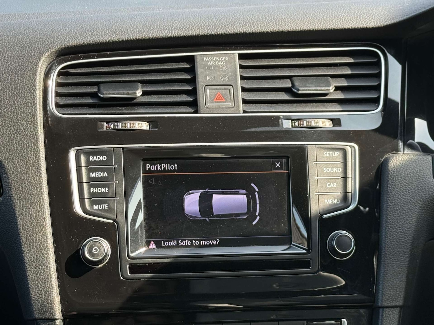 Used Volkswagen Golf 2014 for sale - 76363831: Photo 75